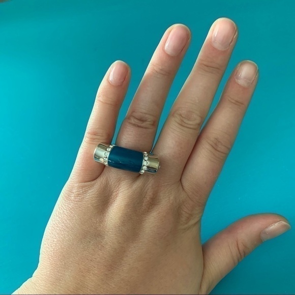 Lia Sophia Peacock Blue Cocktail Statement Ring - Picture 3 of 4